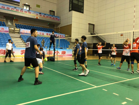 2020年中国梦·劳动美“推进全民健身·奔向全面小康”全市职工气排球比赛决赛开打！