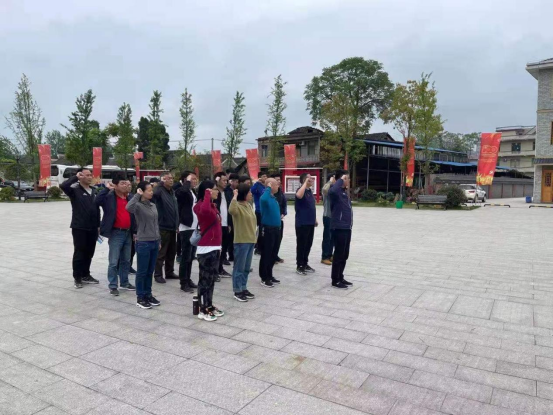 “学史增信、参观红色基地”市全民健身服务中心党支部4月主题党日活动