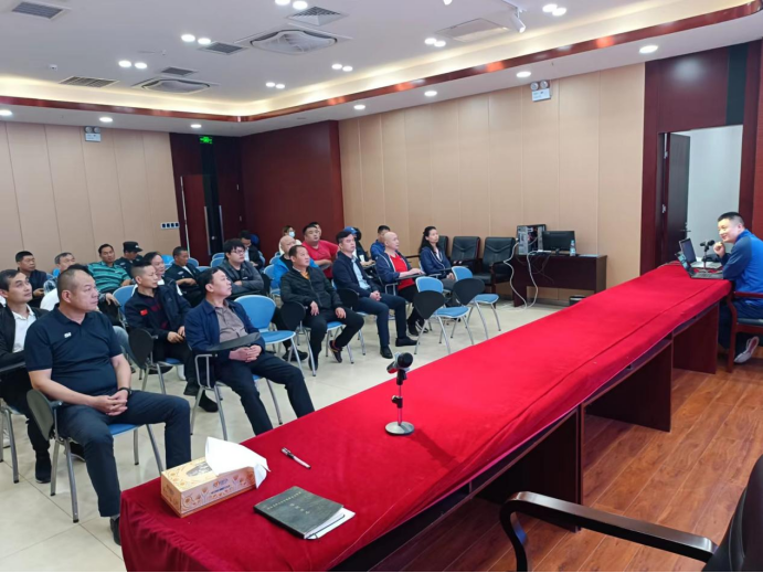 关注消防 珍爱生命——市全民健身服务中心开展消防安全培训